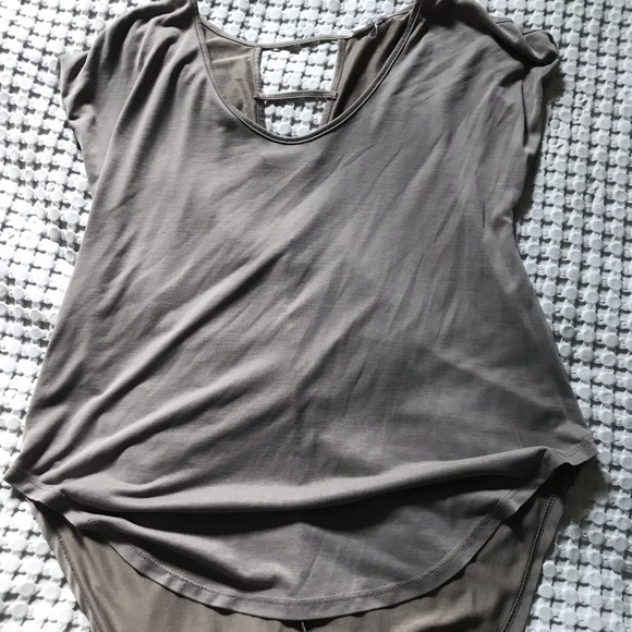 High low top - Picture 1 of 2